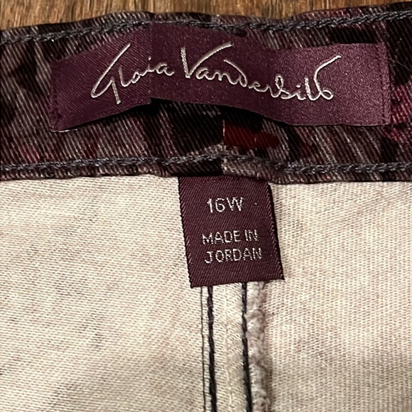 👖 NWT Gloria Vanderbilt brand women’s “Amanda” style jeans - Picture 8 of 11